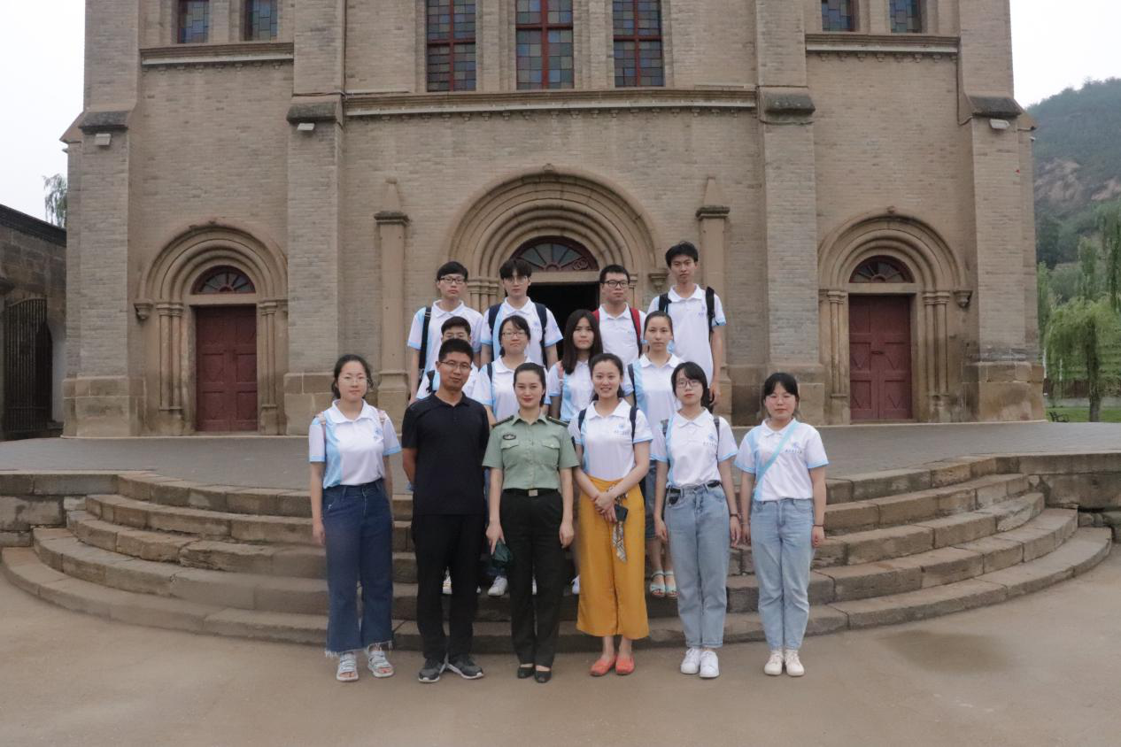 体验鲁艺文化 传承红色精神