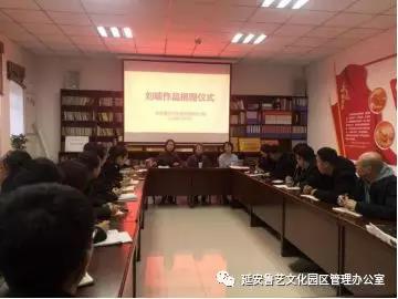 细察刀笔之痕 犹闻“啄木”声声  — —刘岘62幅