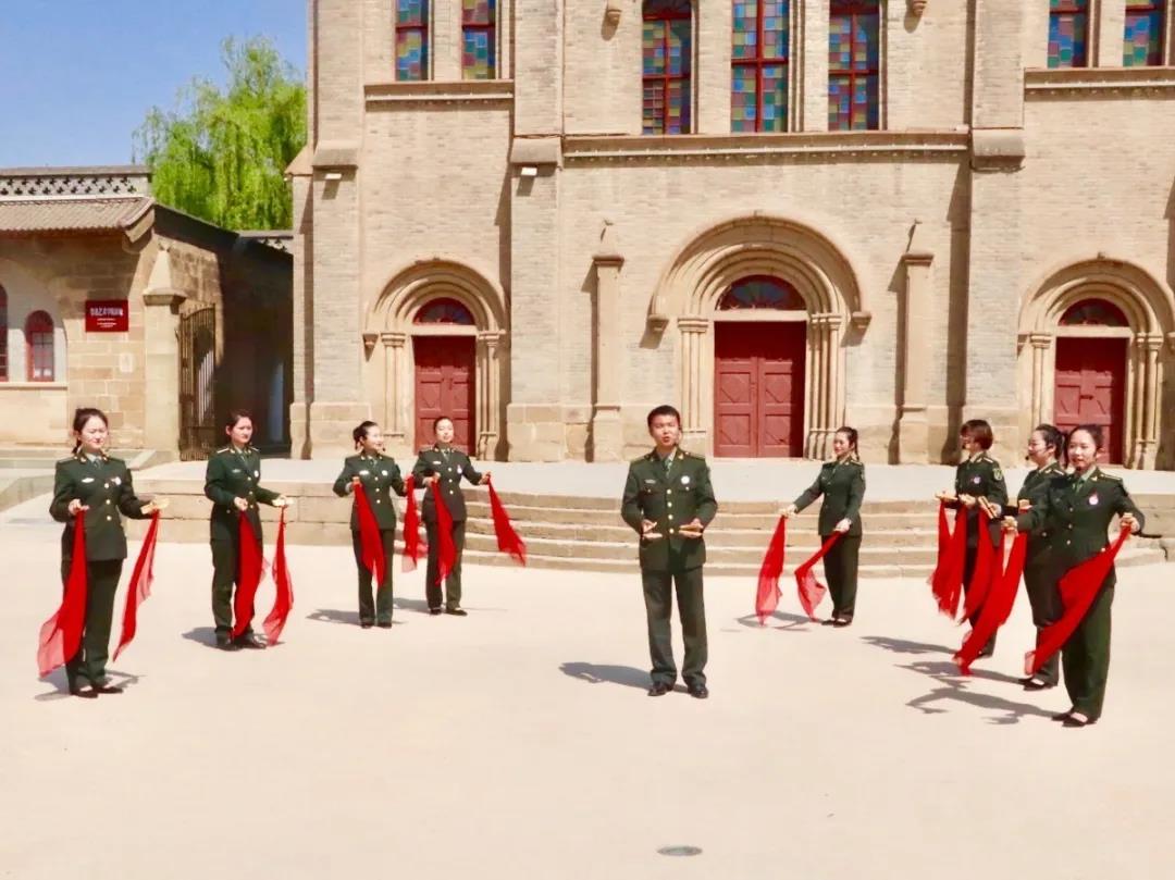 五月礼赞 向劳动人民致敬