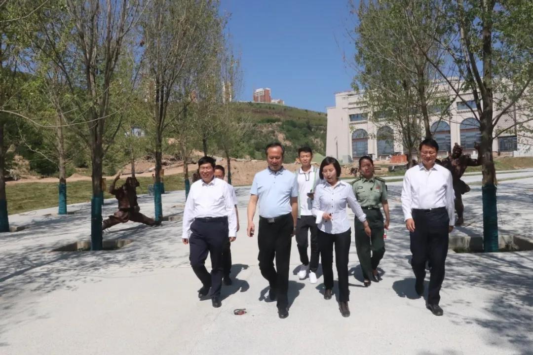 省委文明办鲍贻勇主任调研指导文明城市创建暨延